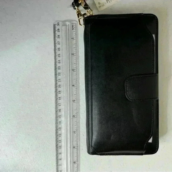 NEW Black zipper wristlet with front phone pocket and strap - Picture 6 of 8
